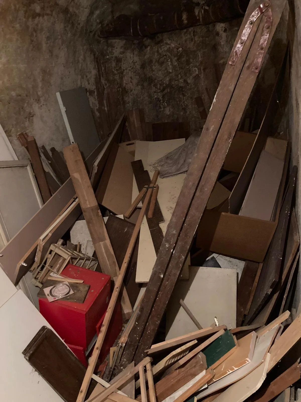 Tri et recyclage lors du débarras de cave